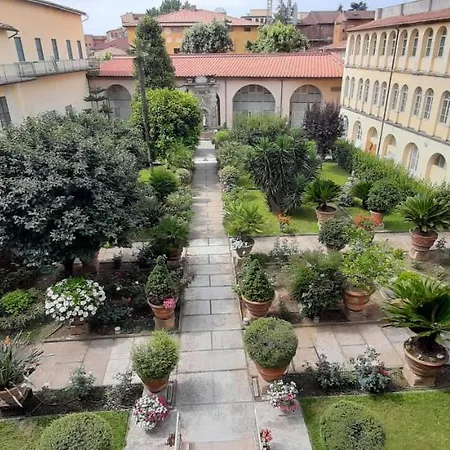 Casa Per Ferie Religiosa Figlie Di Nazareth Alojamento de Acomodação e Pequeno-almoço *