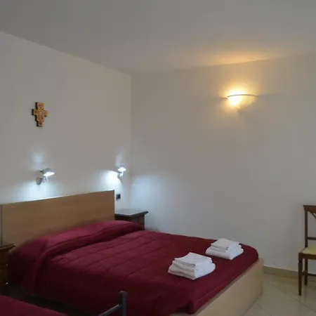 Casa Per Ferie Religiosa Figlie Di Nazareth *