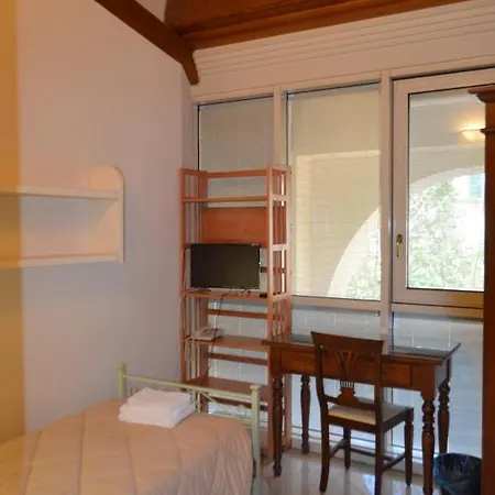 Casa Per Ferie Religiosa Figlie Di Nazareth Bed and breakfast Pisa