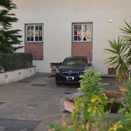 Casa Per Ferie Religiosa Figlie Di Nazareth Alojamento de Acomodação e Pequeno-almoço *