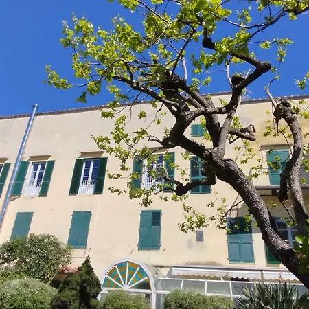 Bed & Breakfast Casa Per Ferie Religiosa Figlie Di Nazareth Pisa