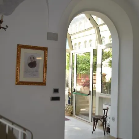 Bed & Breakfast Casa Per Ferie Religiosa Figlie Di Nazareth