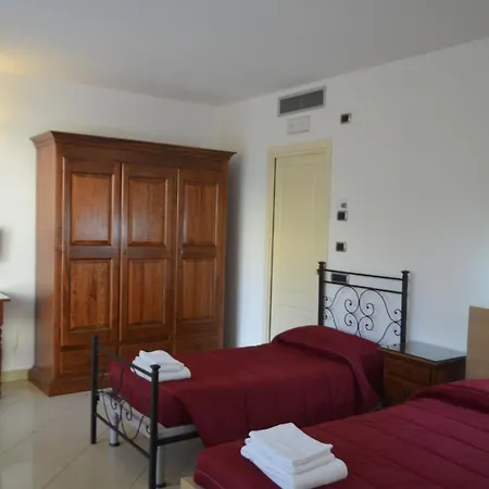 Bed & Breakfast Casa Per Ferie Religiosa Figlie Di Nazareth *