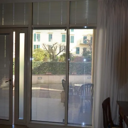 Bed & Breakfast Casa Per Ferie Religiosa Figlie Di Nazareth